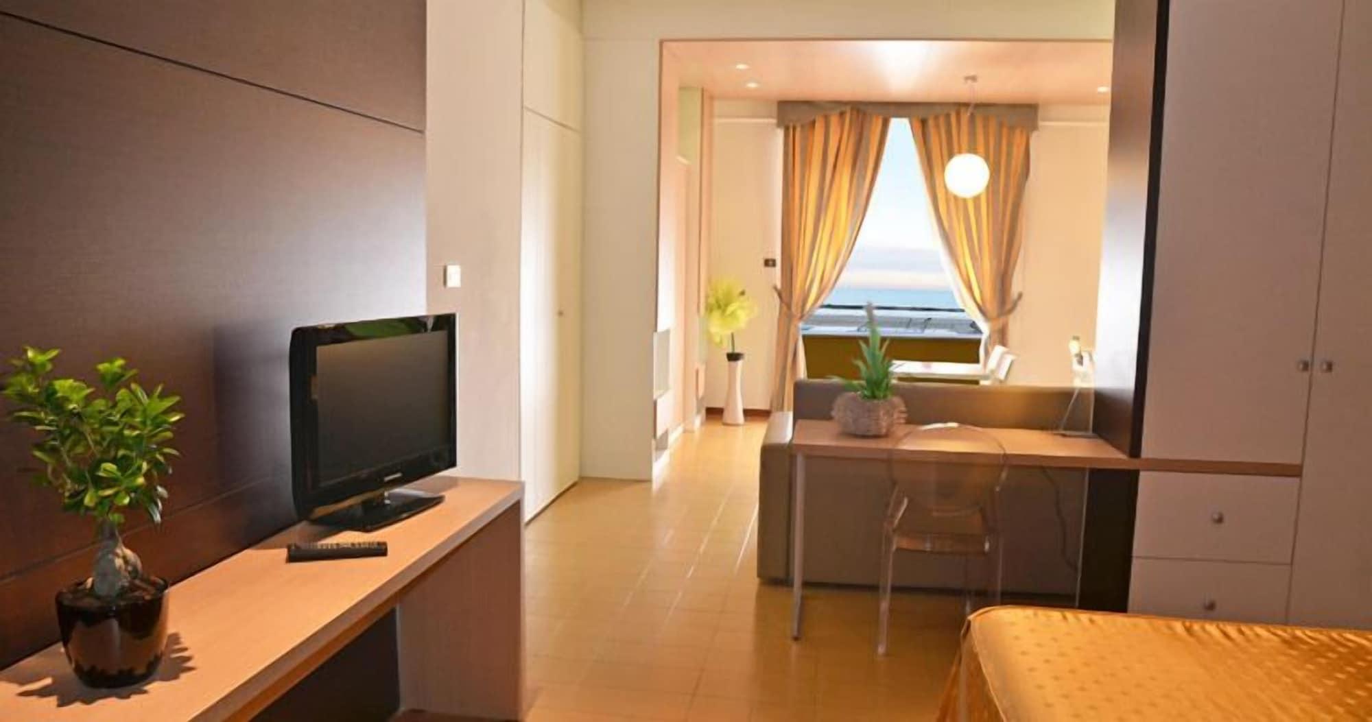 Grand Eurhotel Montesilvano Marina エクステリア 写真