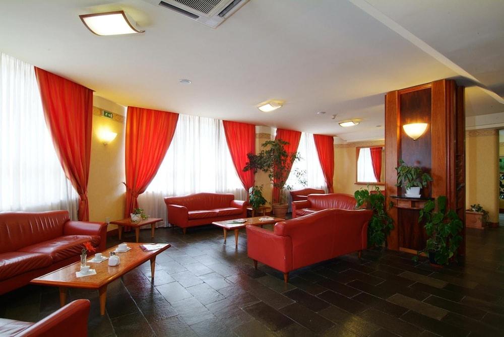 Grand Eurhotel Montesilvano Marina エクステリア 写真