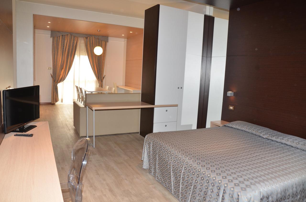 Grand Eurhotel Montesilvano Marina エクステリア 写真
