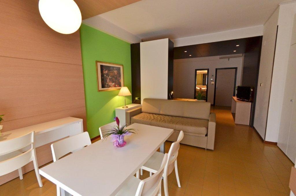 Grand Eurhotel Montesilvano Marina エクステリア 写真