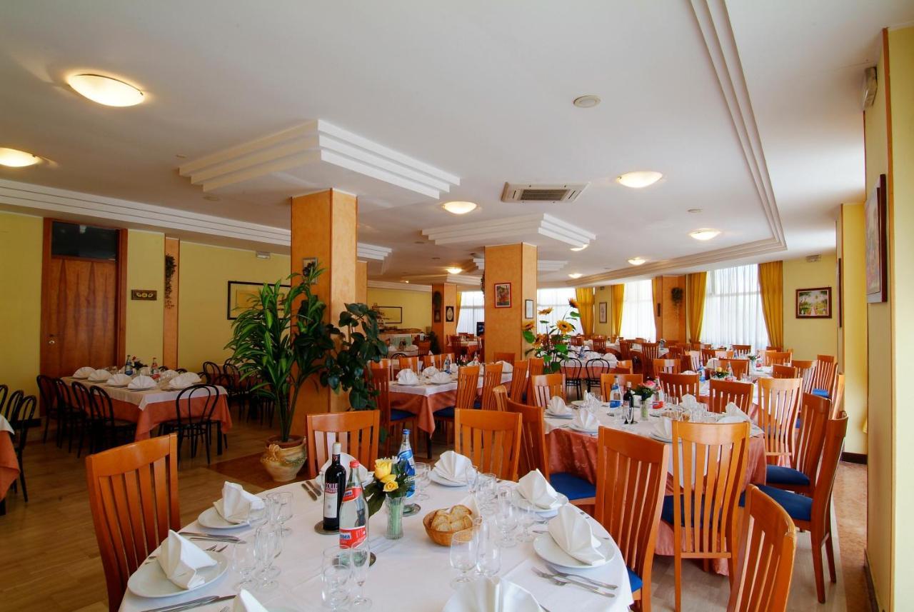 Grand Eurhotel Montesilvano Marina エクステリア 写真